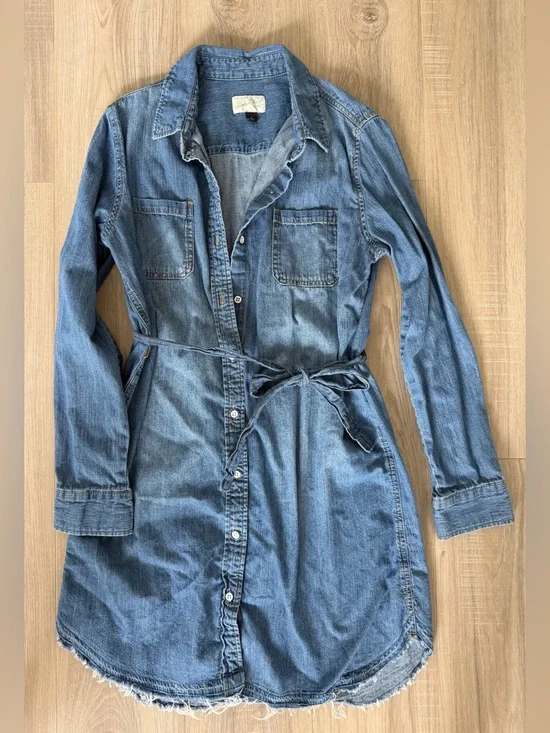 Universal Thread Blue Denim Shirt Dress with Classic Stitching - Picture 1 of 3